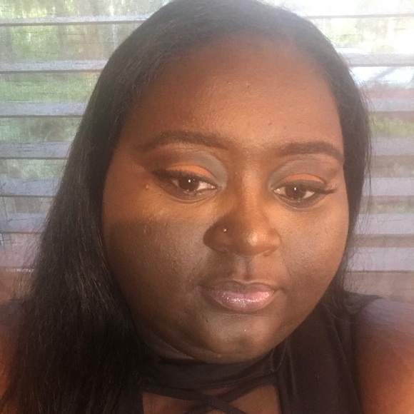 Meet your Posher, Brittany - Picture 1 of 1